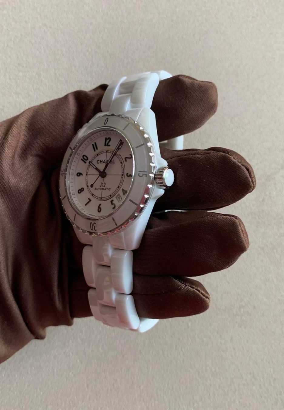 Chanel Orologi: CHANEL J12 – Nuovo e nell'imballaggio originale da Triesen venduto da hor_6kx9 2