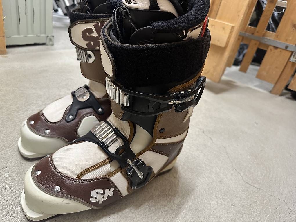 Scarpe da uomo: Skistiefel SPK K2 Grösse 42 – Usato da Zumikon venduto da nubyan 1