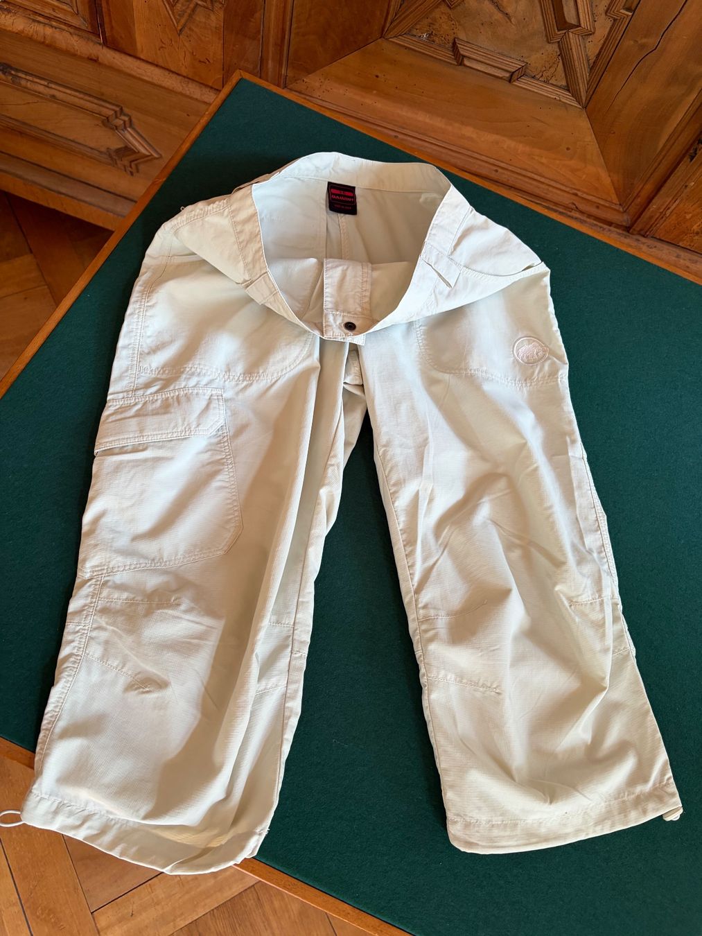 Mammut Pantaloni: MAMMUT Wander-Bermuda   Größe 38DE Zustand: Perfekt – Usato da Interlaken venduto da Bona55 6