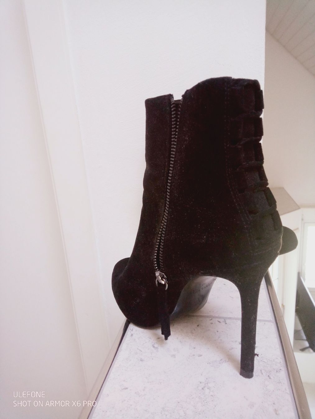 Zara Scarpe da donna: Zara Stiefel, Schwarz, Grösse 38 – Usato da Volketswil venduto da Car1 7