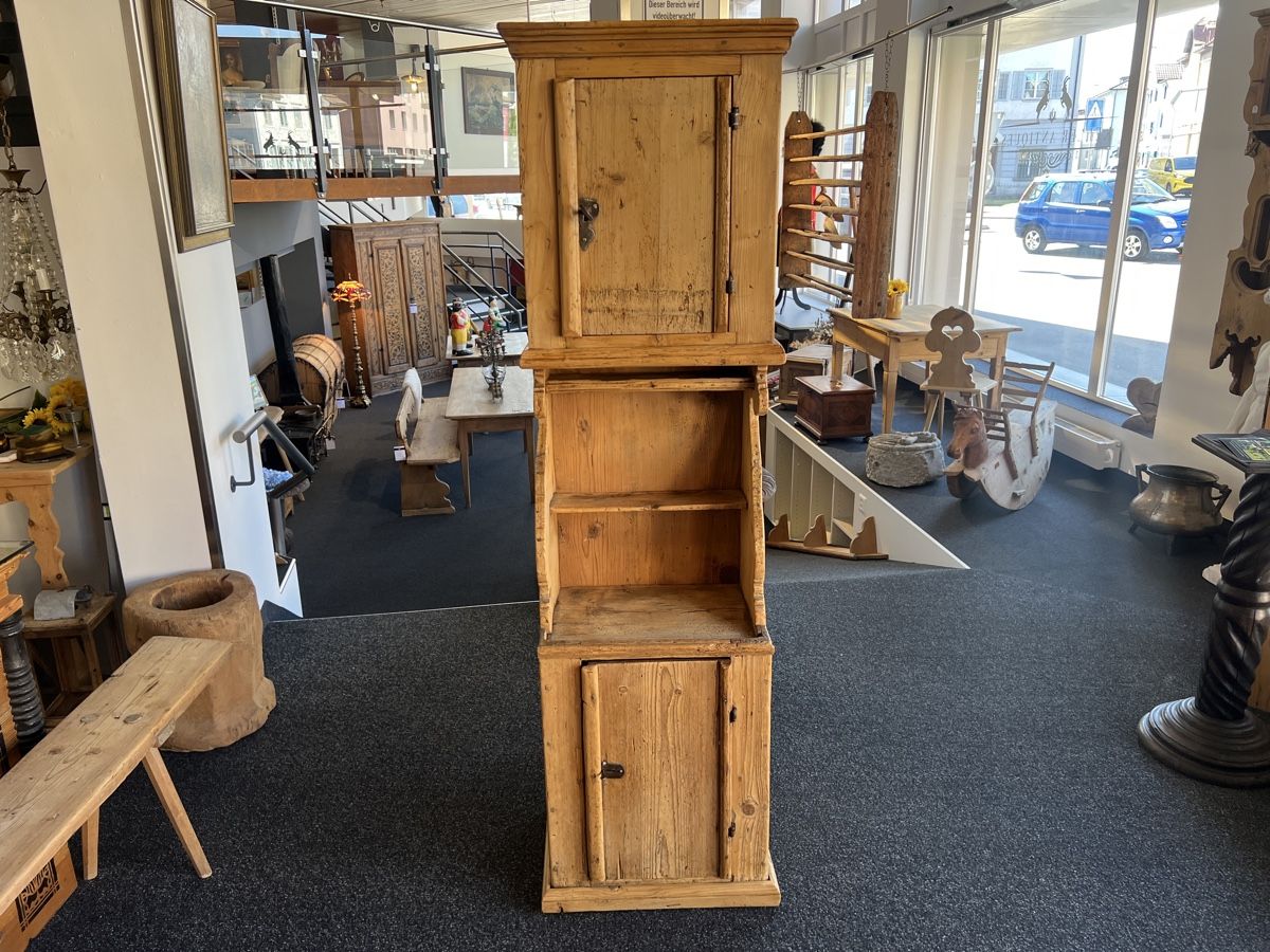 Armadi: Stehgänterli 18.Jhd – Usato da Gossau SG venduto da Keller-Antiques 4