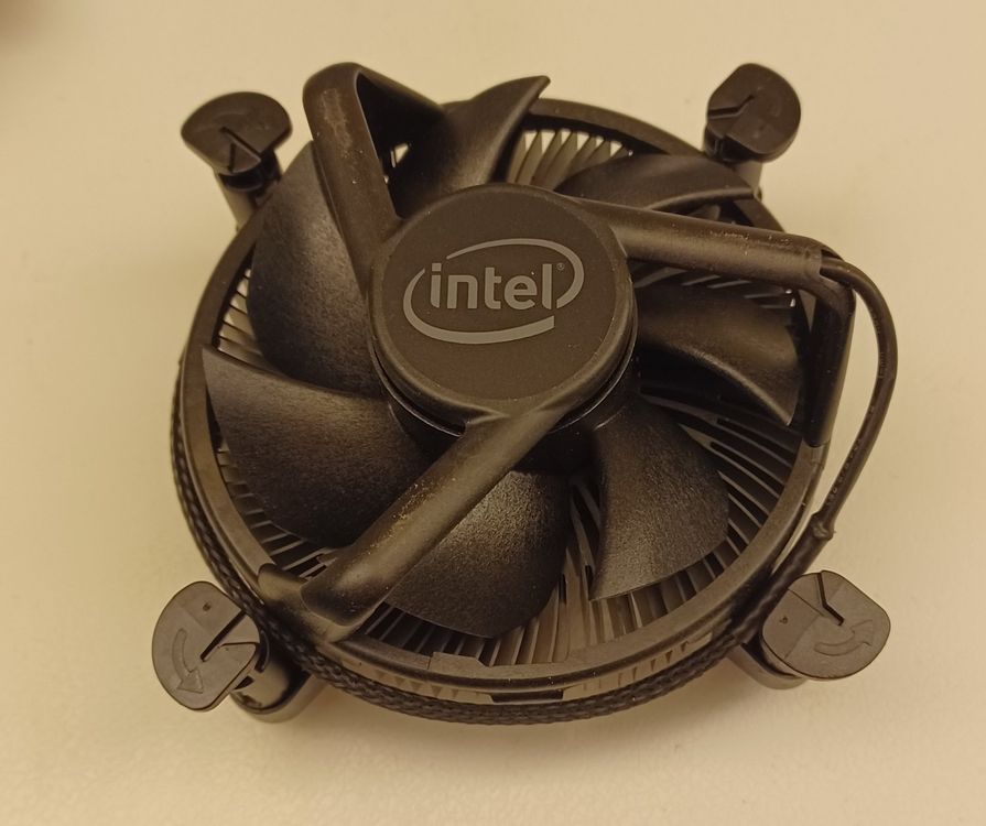 Cpu Fan L Fter Sockel Original Intel Unbenutzt Kaufen Auf Ricardo