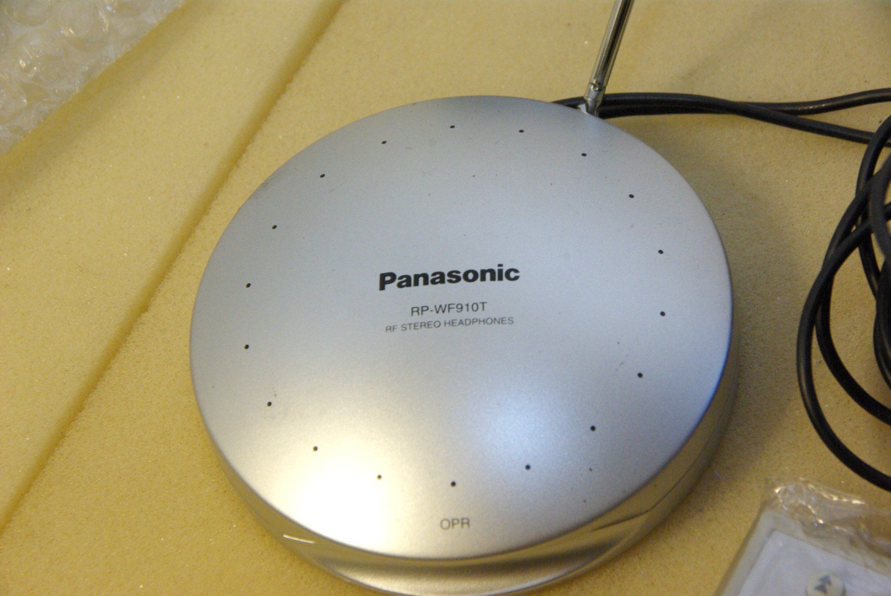Panasonic Cuffie: Panasonic Kopfhörer und Zubehör – Difettoso da Herisau venduto da Cevianer1844 1