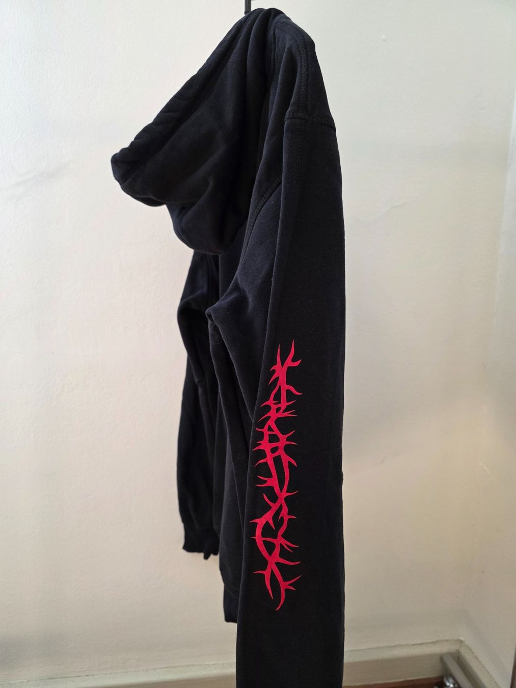 Pullover & Sweatshirts: Hoodie Loveless Blvck – Neu (gemäss Beschreibung) aus Rothenfluh von sel_j856 2