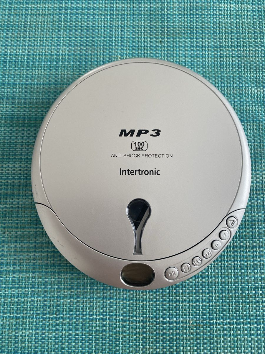 Lettore multimediale portatile: CD Player MP3 Discman – Usato da Brugg AG venduto da Honeybee6