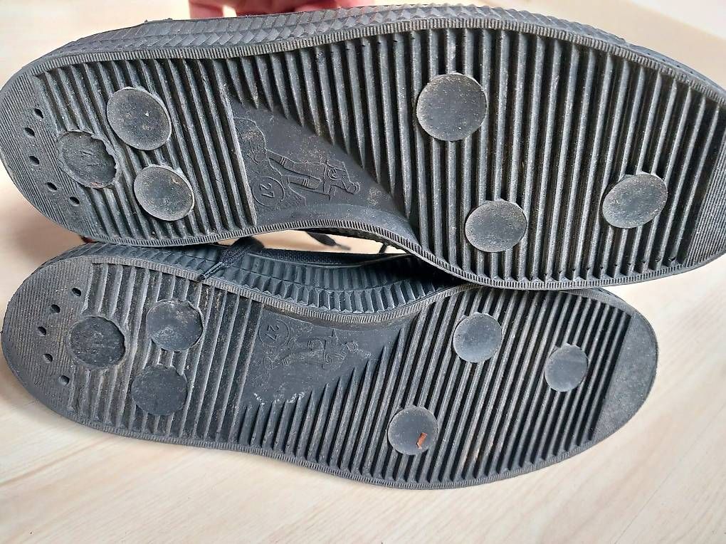 Scarpe da uomo: Sneakers von Jecky Beng, Gr. 41 – Nuovo (secondo la descrizione) da Fehraltorf venduto da MilliVanilli 4