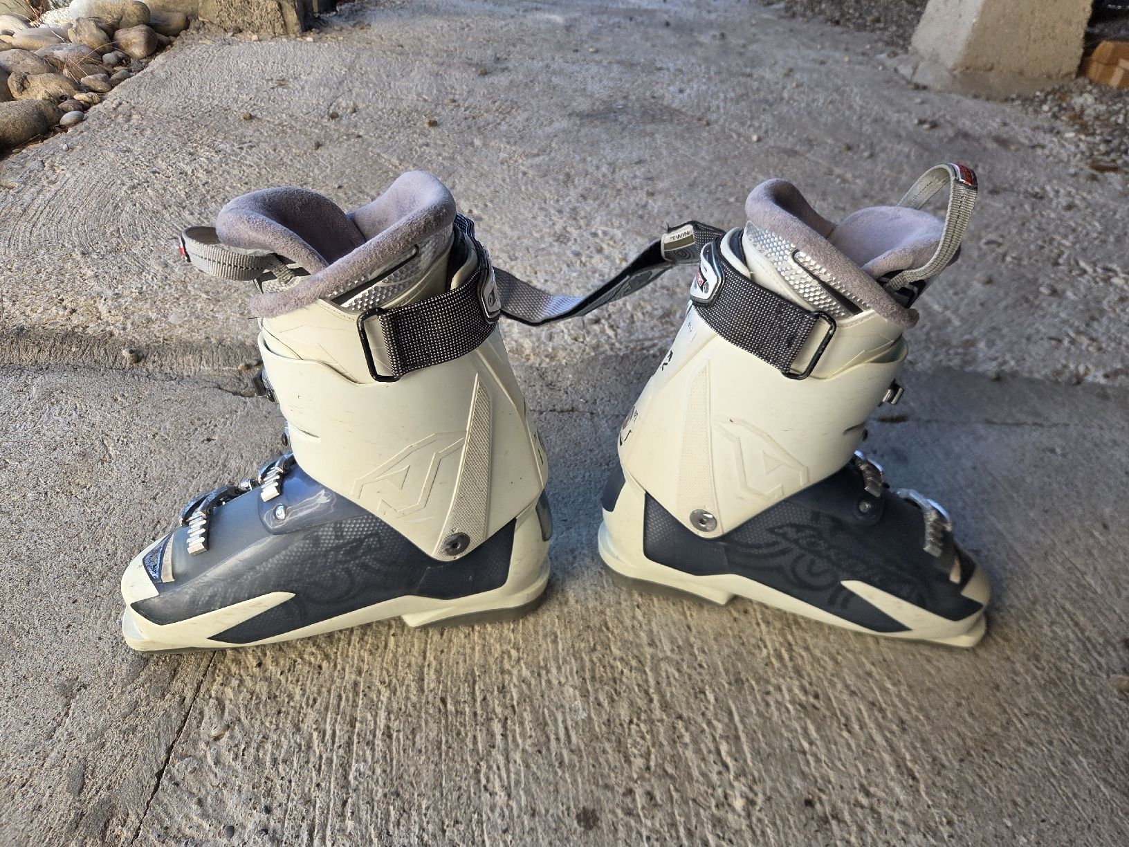 Nordica Scarpe da donna: Skischuhe Nordica 31.5 – Usato da Ruswil venduto da ram_xn5g 4
