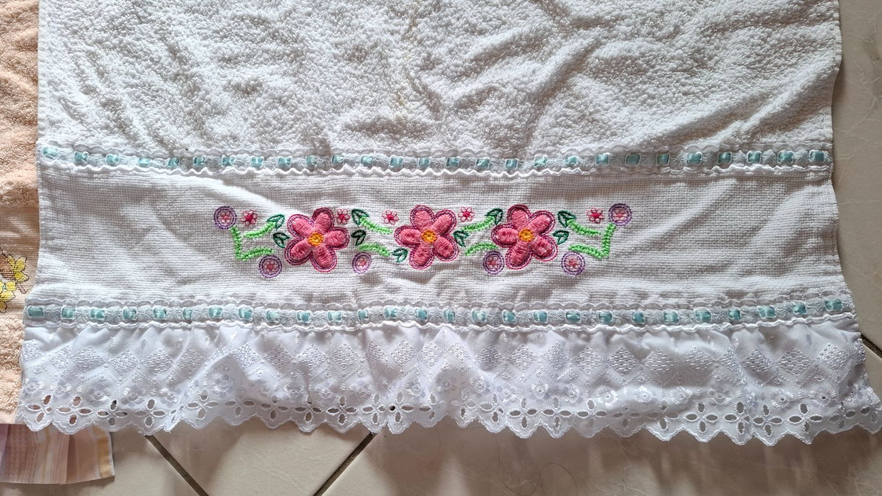Serviettes de bain: 2x Grösse Frottiertücher Baumwolle. – D'occasion à Rotkreuz par keerthdi 3