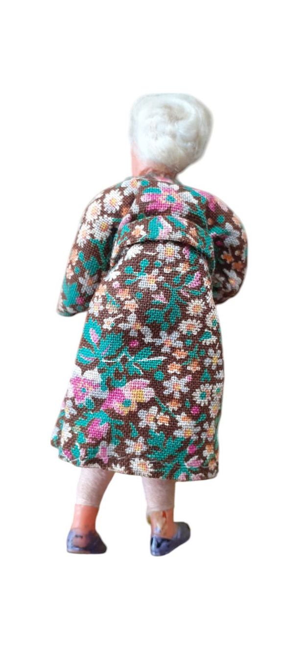 Bambole: Puppe Oma Vintage – Usato da Mörschwil venduto da lindaswunderkiste 3