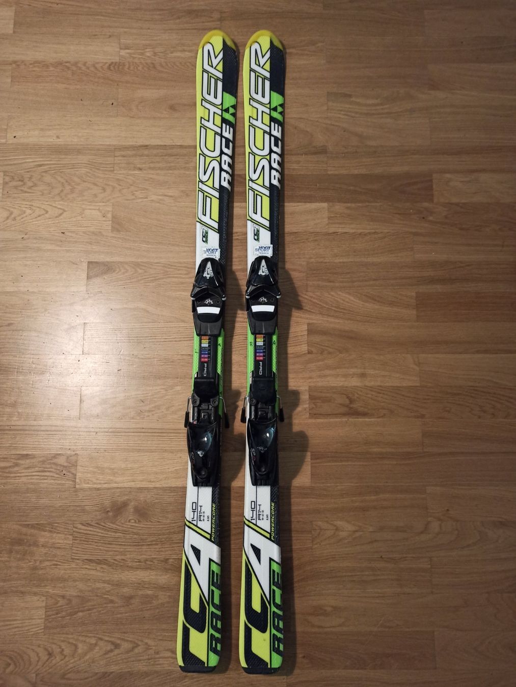 Fischer Skis: Fischer Race Ski 140cm – Gebraucht aus Horgen von