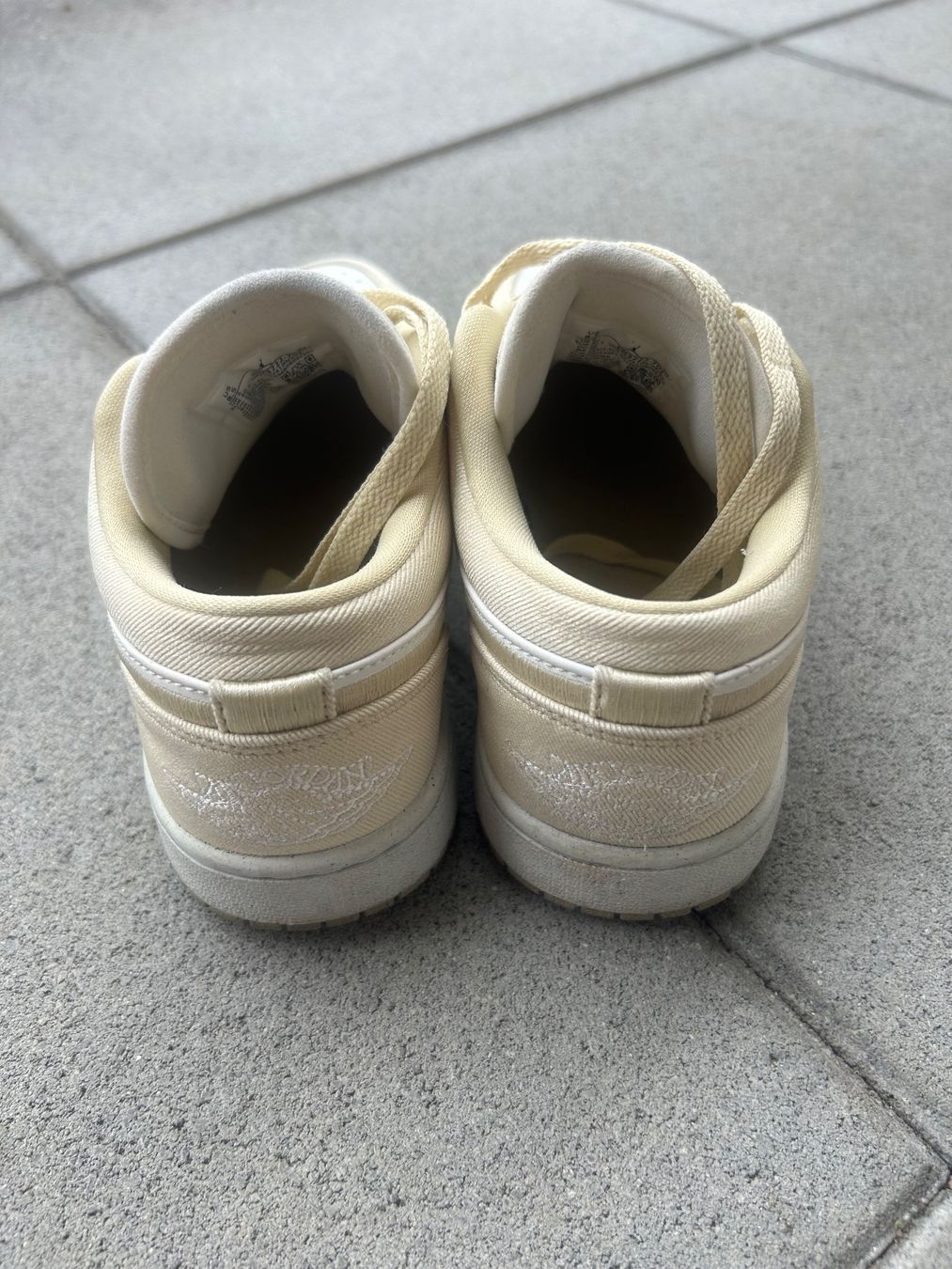 Nike Damenschuhe: Une paire de basket Nike Air Jordan – Gebraucht aus Courrendlin von loko2910 2