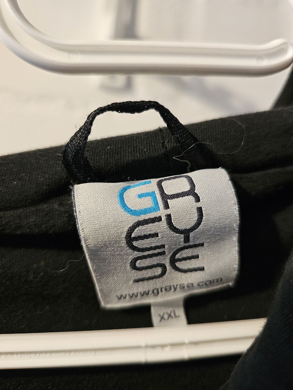 Maglioni & Felpe: Greyse Umstands-und Tragepulli – Usato da Hendschiken venduto da Nic_Sta 3