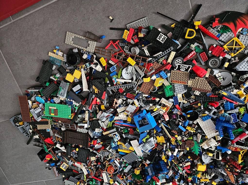 Lego Giocattoli: 16 Kg Lego mit seltenen Teilen – Usato da Künten venduto da surrium 2