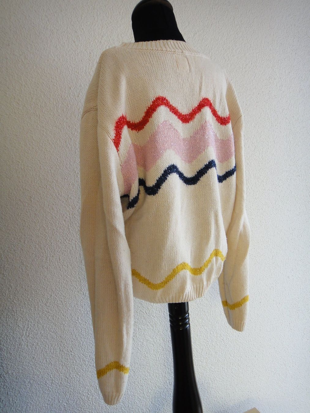 Pullover & Sweatshirts: A076 Pullover, Gr. 12, beige mit bunten Wellenmuster – Gebraucht aus Winterthur von LemonTree5 1