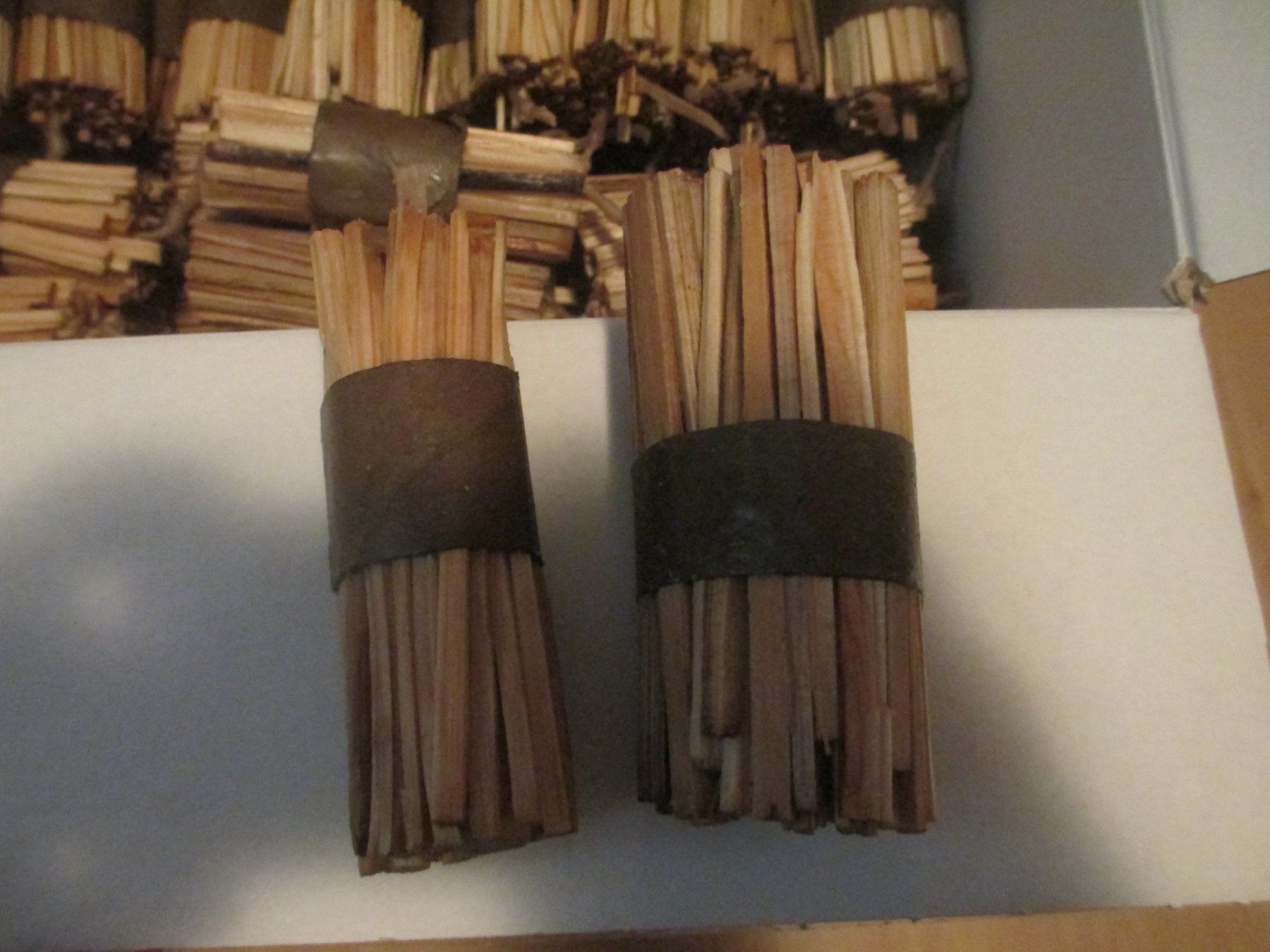 Articoli in legno: 60 Stück Anzündhilfen – Nuovo (secondo la descrizione) da Hasle LU venduto da Flamme6 1