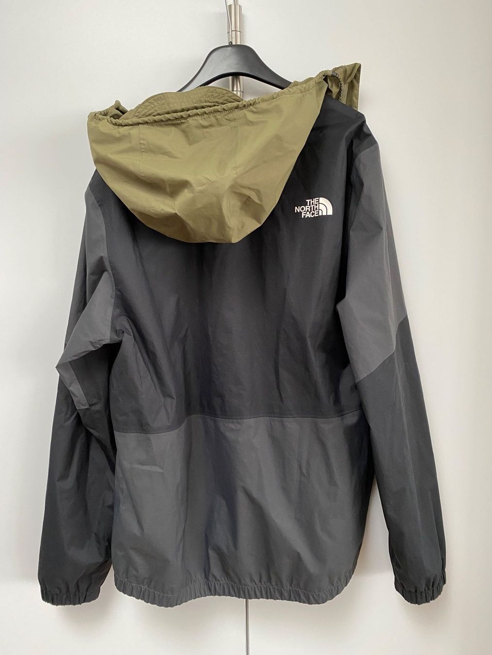 North Face Giacche: Herrenjacke THE NORTH FACE Gr. L – Usato da Richterswil venduto da Busanca 1