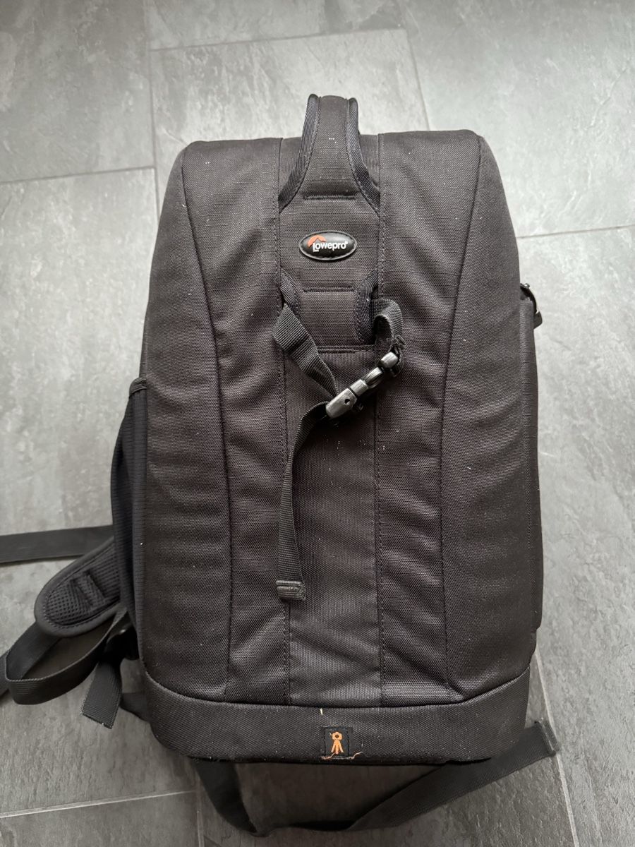Lowepro Zaini: Lowepro Flipside 300 Fotorucksack – Usato da Gommiswald venduto da Romo7