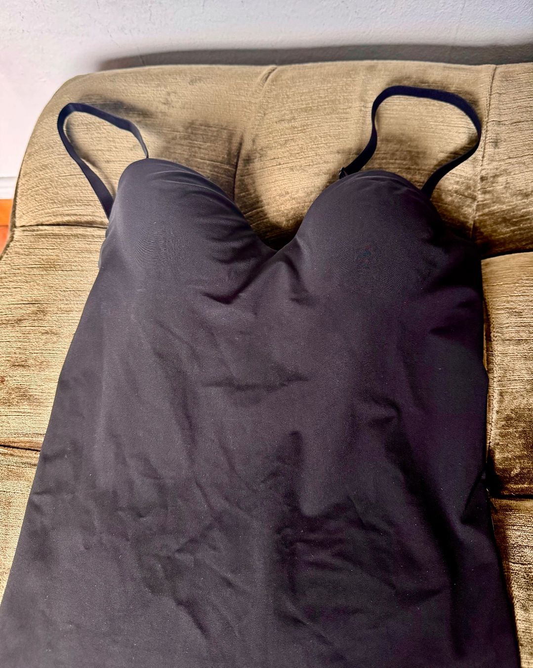 Altra biancheria intima: Schwarzer Formender Body mit Gr. M Sommerlich leic... – Nuovo (secondo la descrizione) da Kilchberg ZH venduto da ilo_h75n