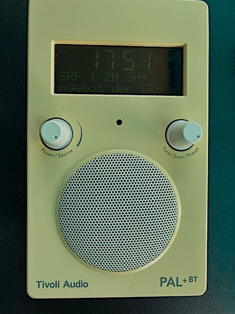 Radios: Tivoli Audio PAL+ BT mit Bluetooth – D'occasion à Basel par Broco
