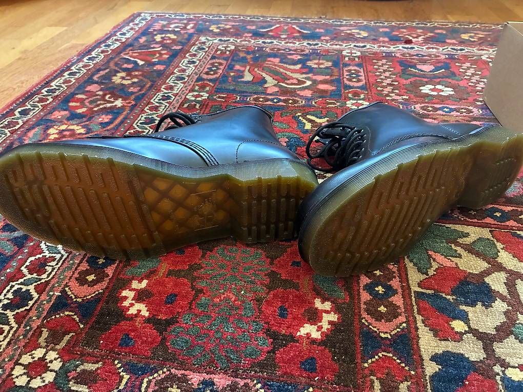 Scarpe da uomo: Dr. Martens 1460 – Usato da Basel venduto da vogel4051 2