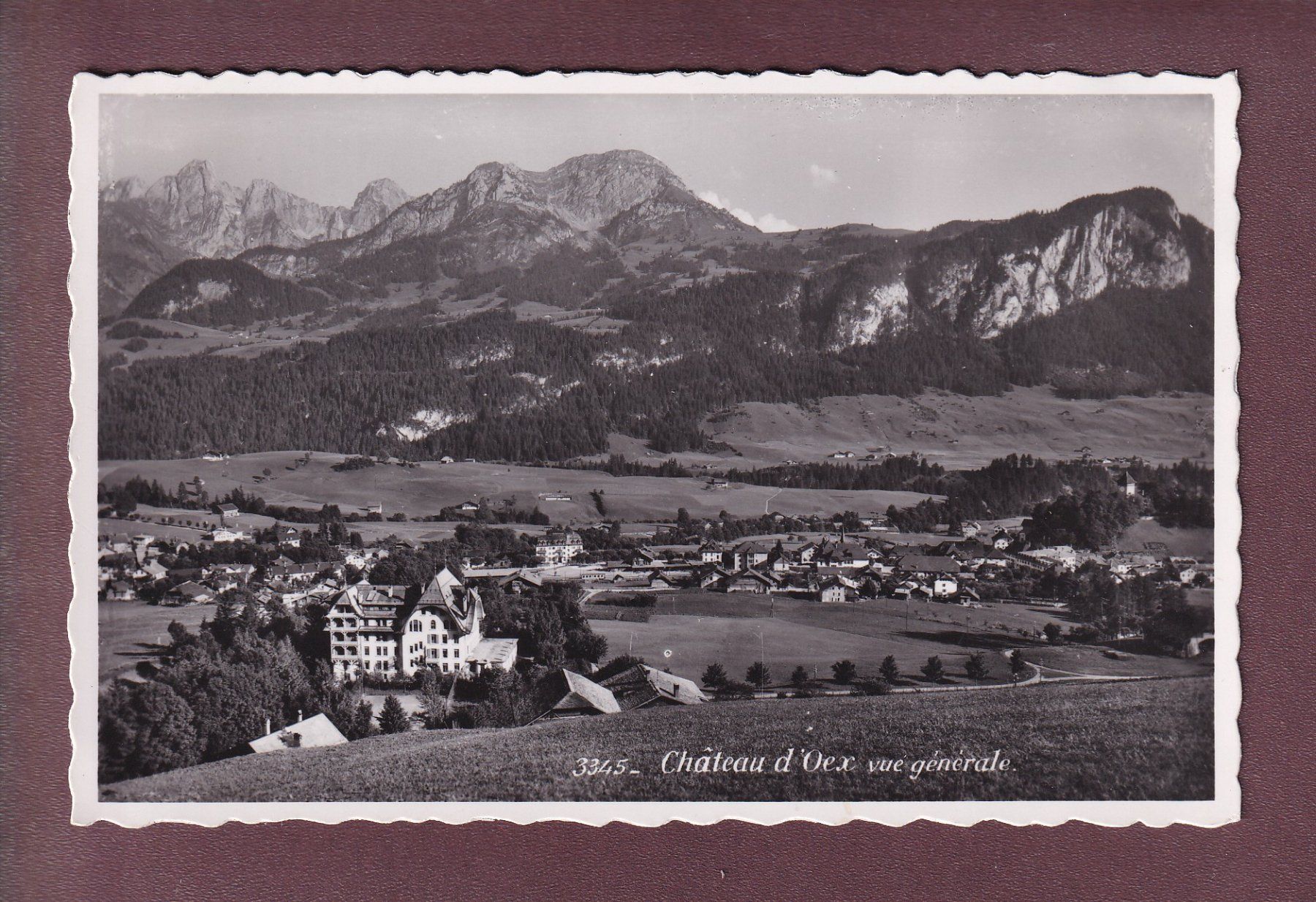Cartoline postali: CHÂTEAU D'OEX - Vue générale - 1943 – Usato da Pully venduto da nicecards
