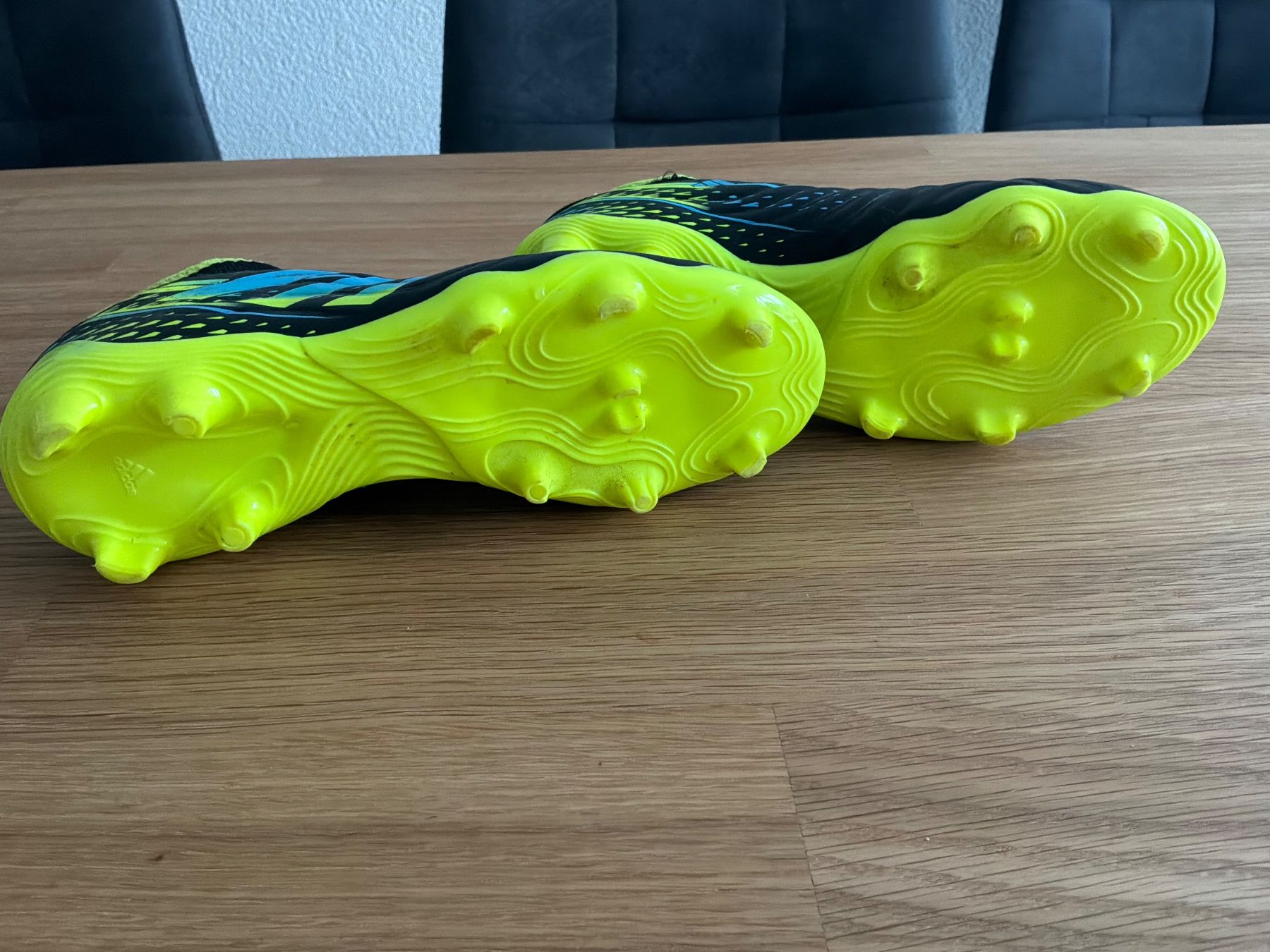 Adidas Scarpe da uomo: Fussballschuhe Copa Grösse 36 2/3 – Nuovo (secondo la descrizione) da Ueberstorf venduto da Joojoo 2
