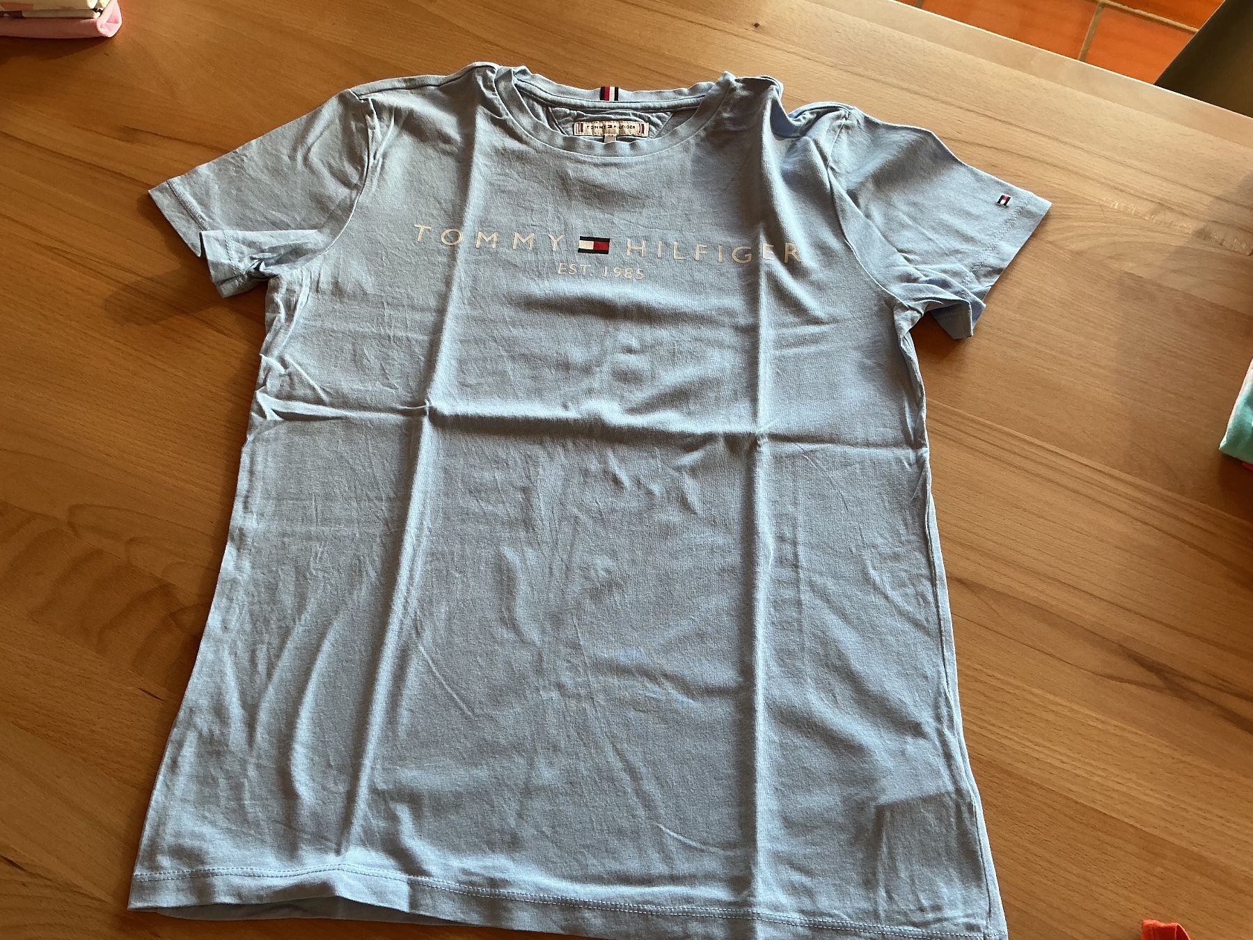 Tommy Hilfiger Camicie, T-shirt & Polo: Tommy Hilfiger T-Shirt Gr. 164 – Usato da Schinznach Dorf venduto da Balz1968