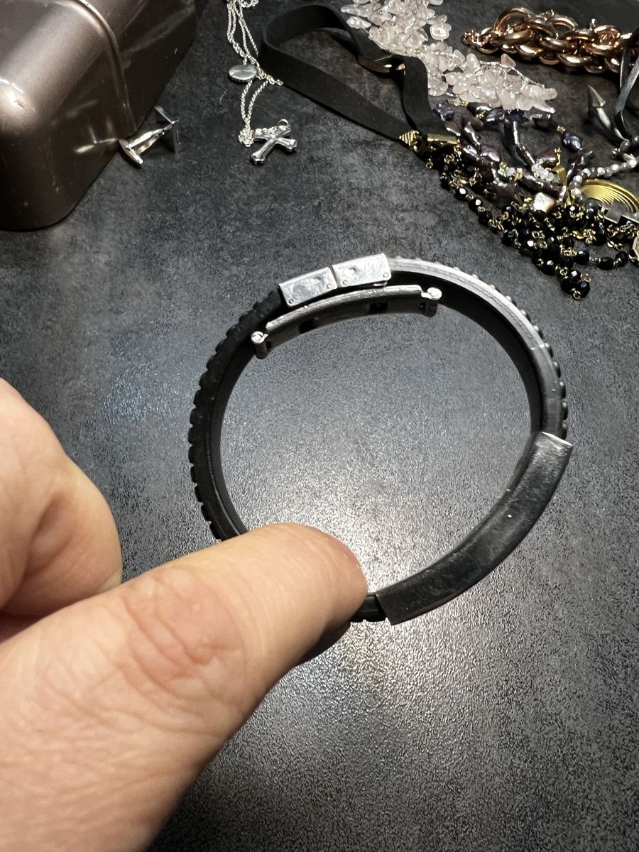 Bracciali & Braccialetti: Armband 17 – Usato da Wettingen venduto da NickInc 1
