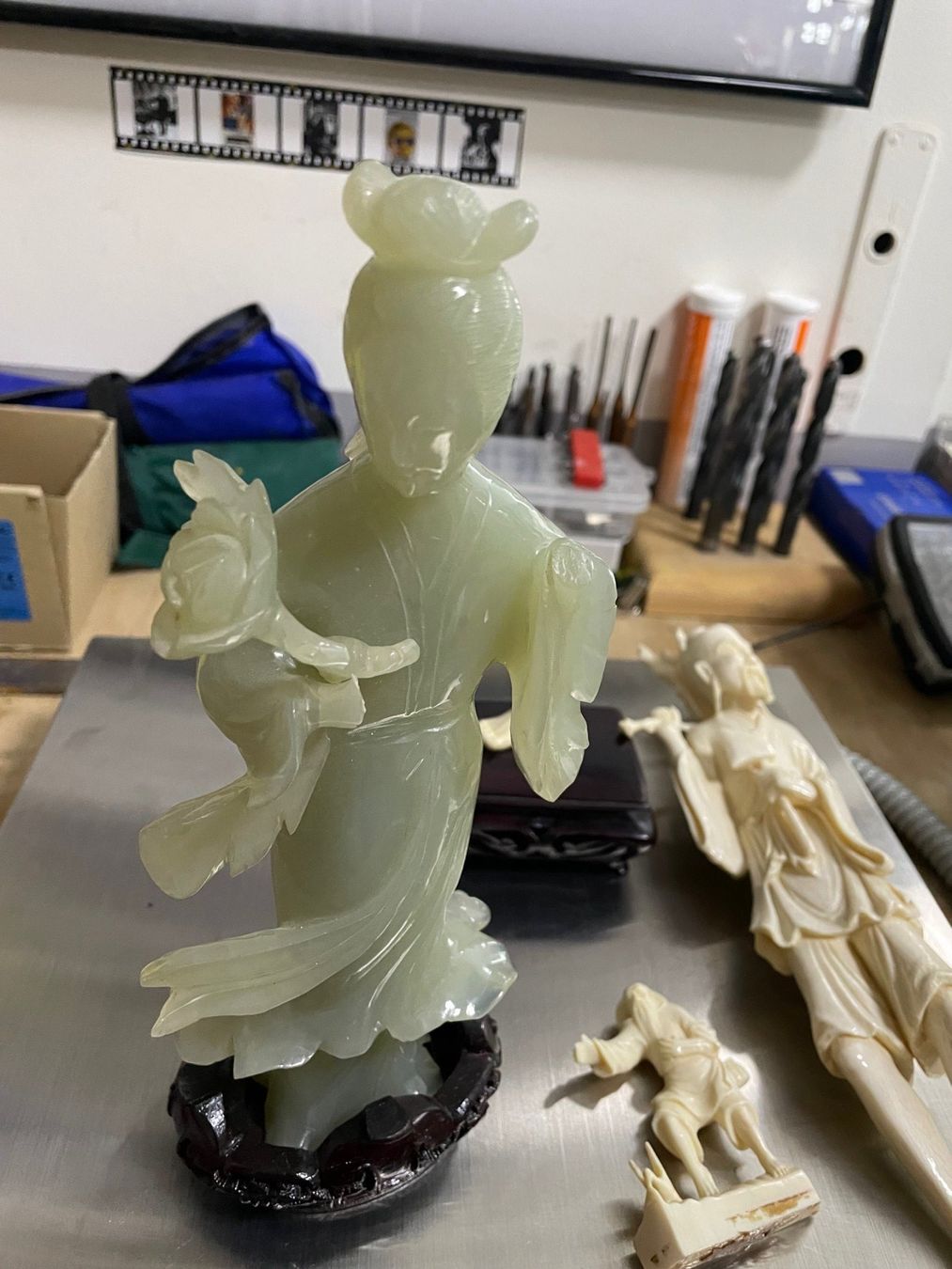 Statuette: Lot handgeschnitzte Figuren ab 1.-- – Difettoso da Effretikon venduto da Bianchina2 4