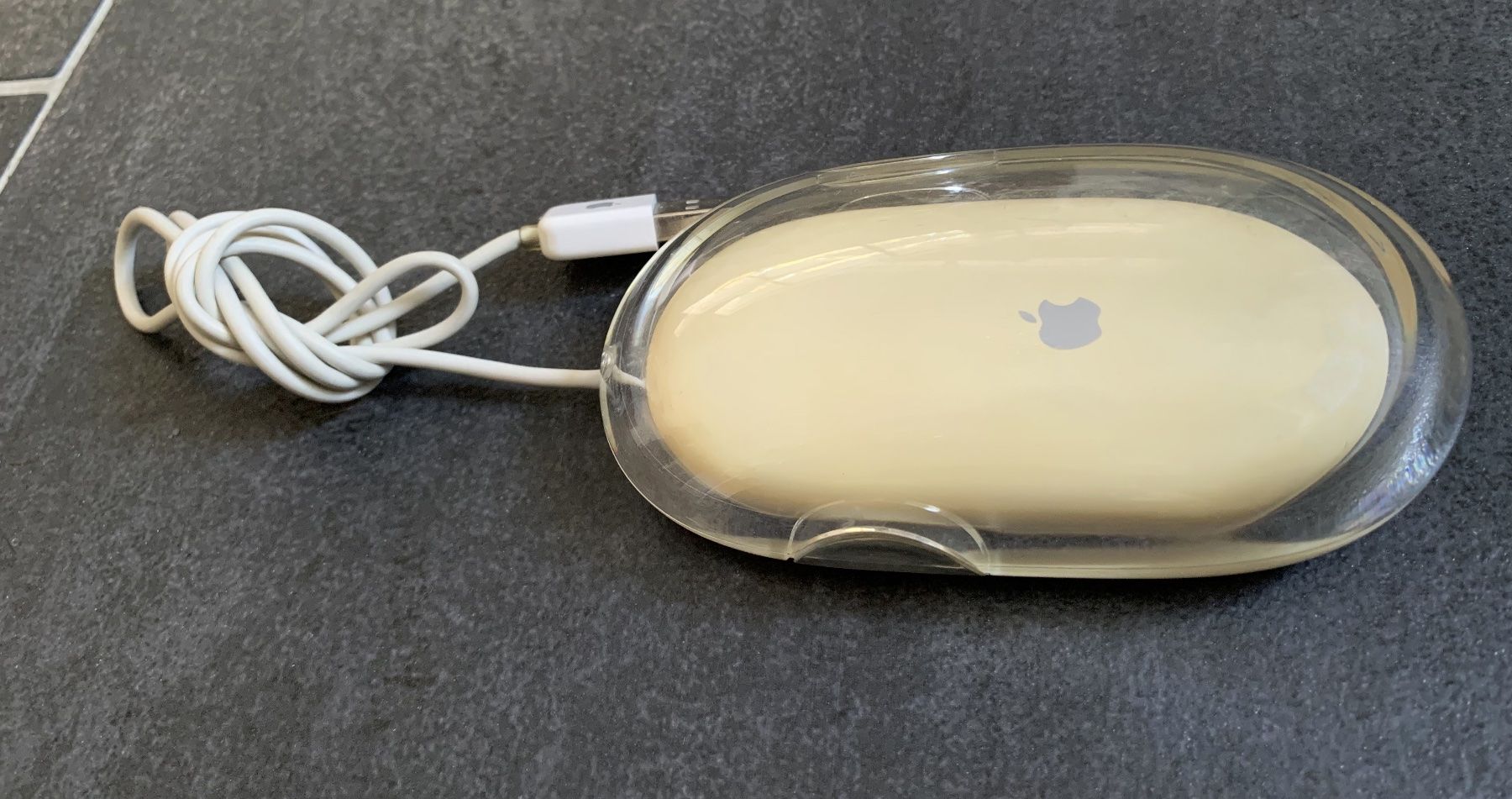 Apple Mouse: rare: souris Apple Pro (blanc transparent), 2000-2003 – Usato da Ecublens VD venduto da b_pillard