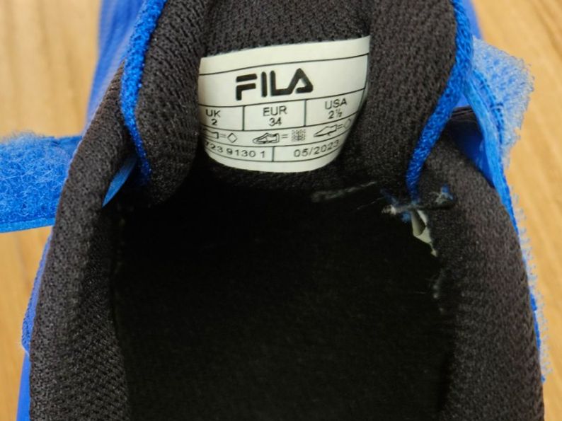 Fila Scarpe per ragazzi: Hallenschuhe / Turnschuhe Gr. 34 – Usato da Ehrendingen venduto da mythical 3