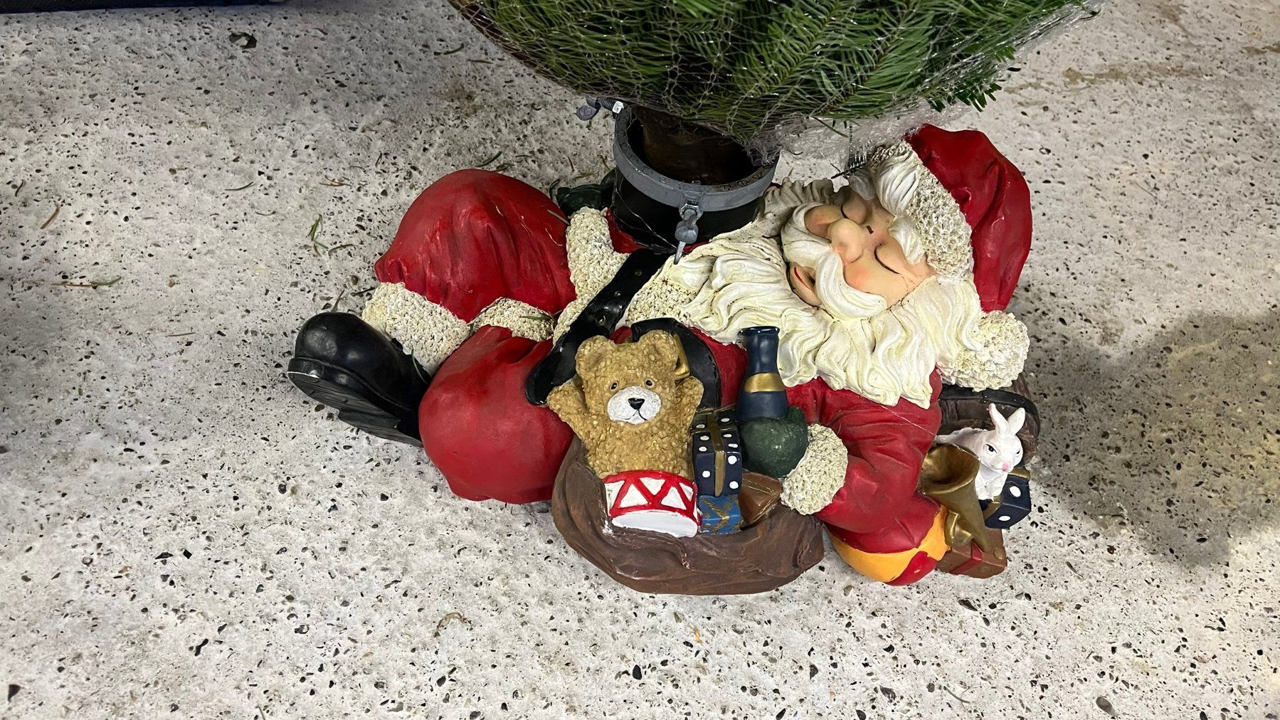 Basi per albero di Natale: Weihnachtsbaumständer – Usato da Seedorf BE venduto da Seedorf