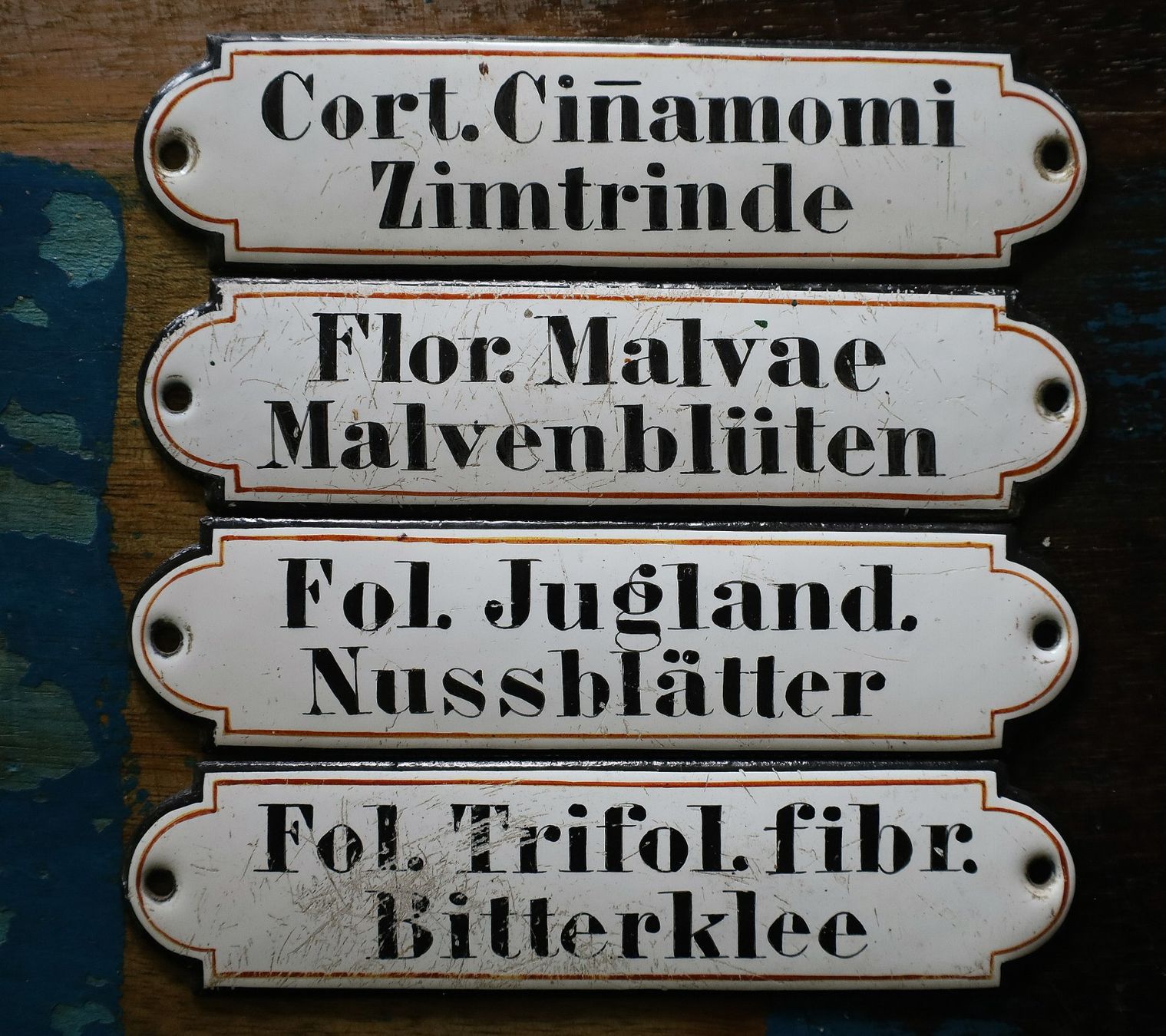 Insegne: 4x Emailschild "Tee" 1 – Usato da Birrwil venduto da brandschatz_birrwil 1