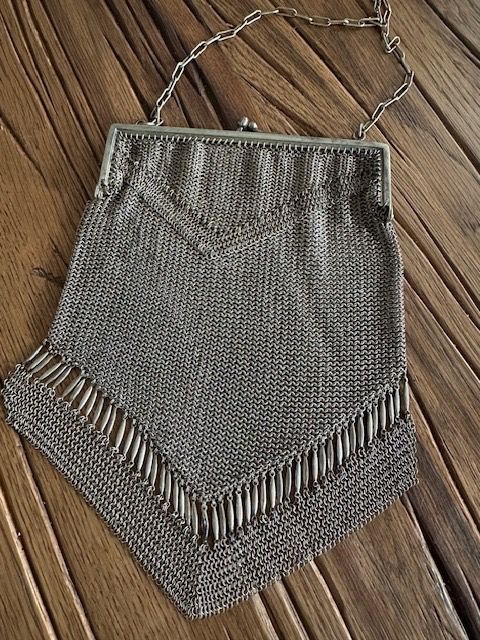 Borse da donna: Tracht, Trachtenhandtasche, Silber – Usato da Hindelbank venduto da vey_t 1