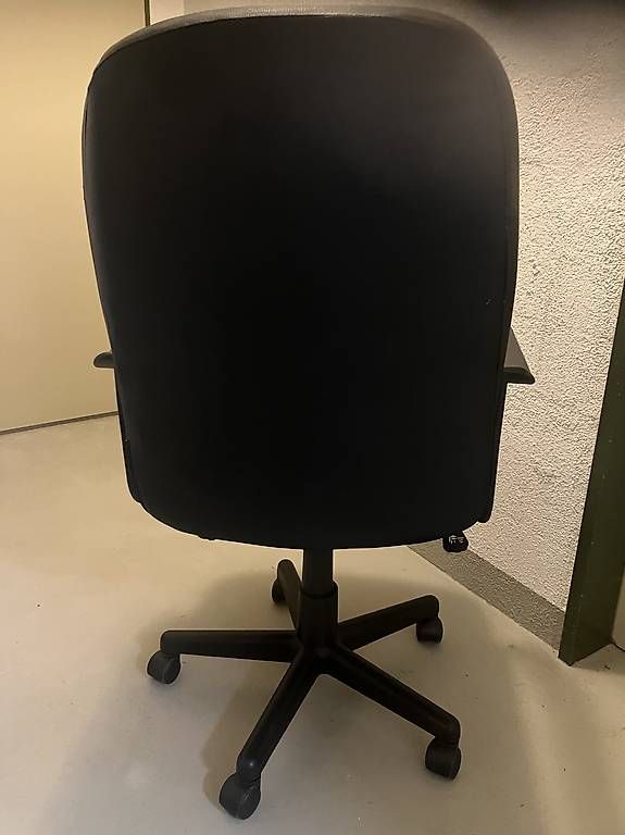 Chaises: Bürostuhl Chefsessel – D'occasion à Eschlikon TG par Urs.knopf 3
