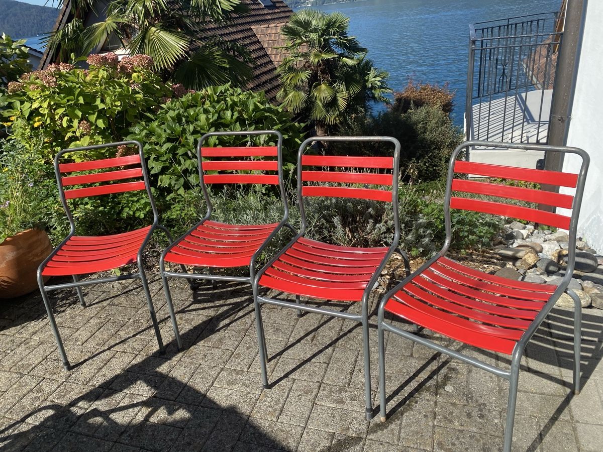Sedie: 4 Retro Gartenstühle rot – Usato da Beckenried venduto da tyff123