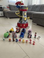 Paw Patrol Zentrale mit Fahrzeugen und Figuren Set gebraucht