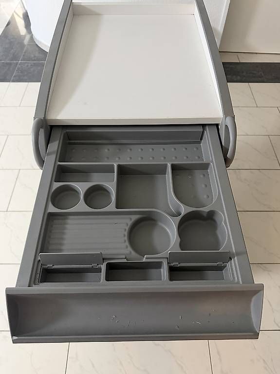 Banconi: Moll Rollcontainer – Usato da Züberwangen venduto da sar_bx6z 3