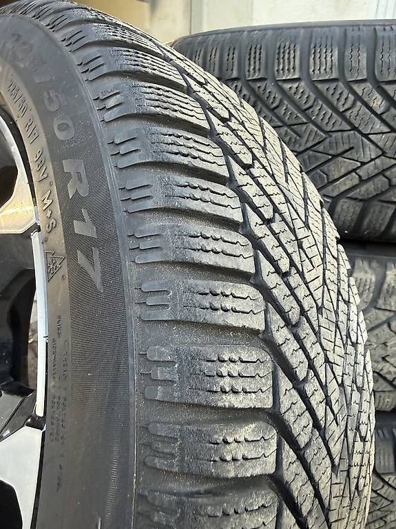 Pneumatici & Ruote complete: Felgen mit winterreifen Volvo – Usato da Klingnau venduto da kam_fg9m 3
