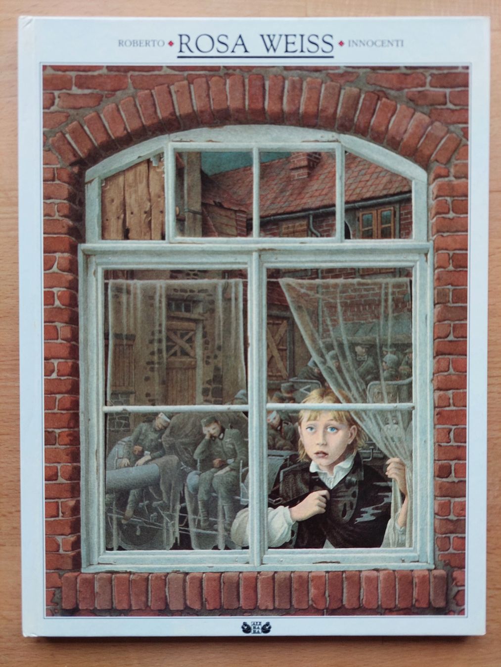 Libri: Rosa Weiss - Roberto Innocenti – Usato da Obfelden venduto da Foto_Bild_Kunst_Buch