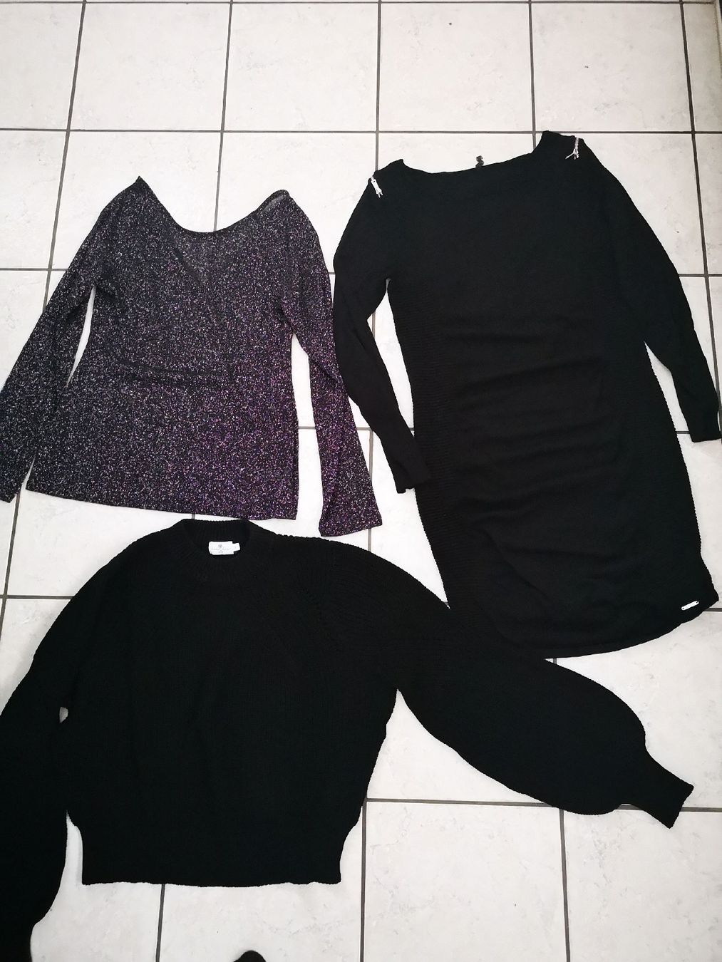 Kleiderpakete: (c10).  11 x Marken Kleiderpaket gr. L Guess, SISLEY... – Gebraucht aus Sevelen von gsandax 2
