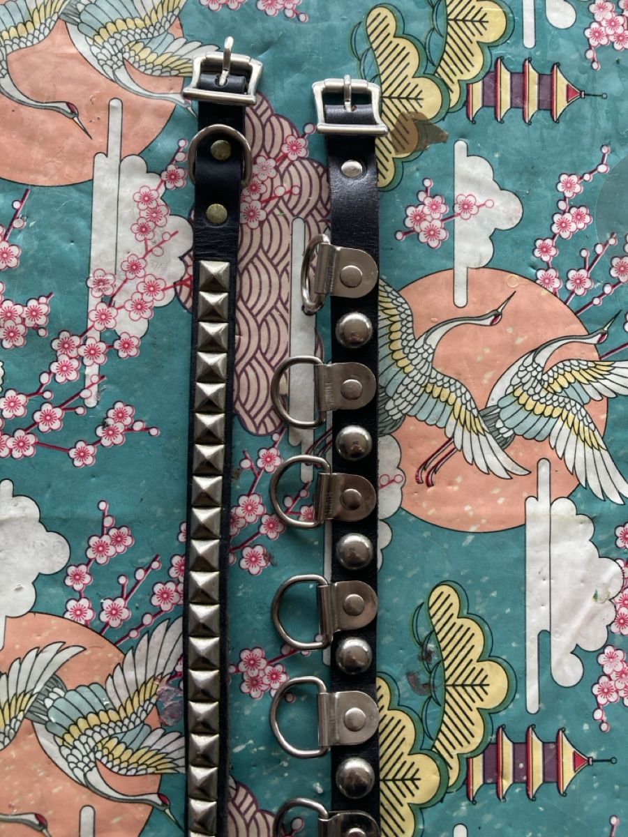 Catenine: Chocker Leder Halsband Punk Emo Rock SM – Usato da Birsfelden venduto da Soulseeker