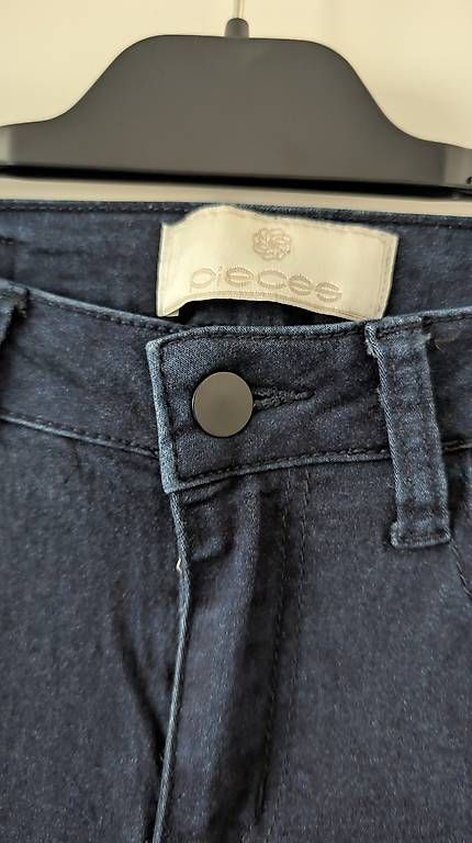 Jeans: Skinny Jeans – Gebraucht aus Erschwil von andora00