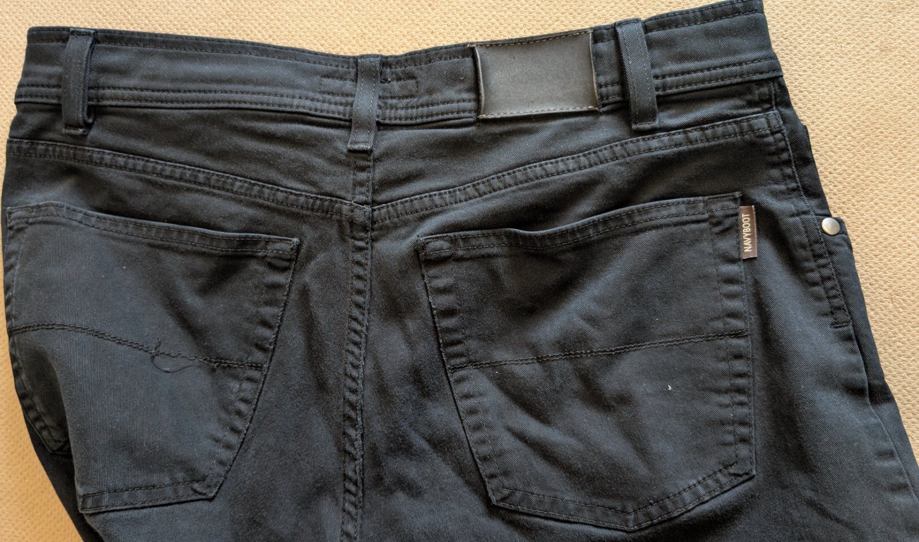 Navyboot Jeans: Jeans Navyboot 34/34 – D'occasion à COTTENS VD par Lunaebuyers 2