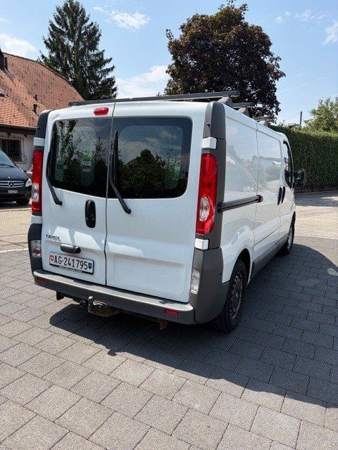 Opel Veicoli commerciali: Opel Vivaro 2.0 CDTI Eco – Usato da Rothrist venduto da SchHunWerGmbH 3