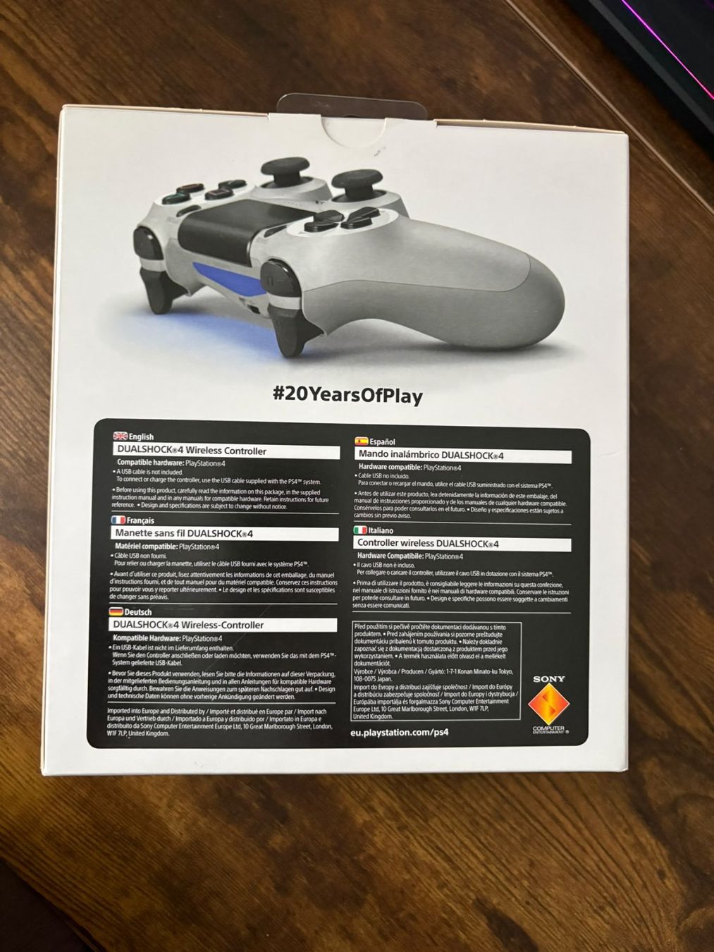 Sony Controller: Sony PS4 Controller 20th Anniversary - OVP – Nuovo e nell'imballaggio originale da Bertschikon Gossau venduto da Dapr96 1