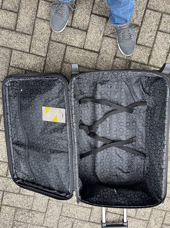Valises de voyage: Rollkoffer – D'occasion à Döttingen par nils014 1