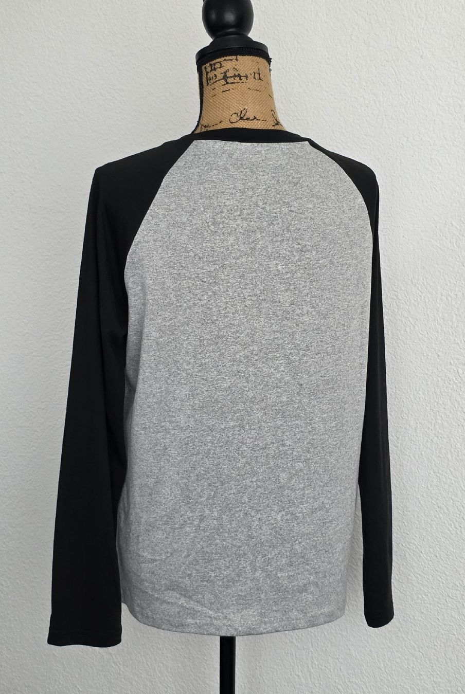 T-shirt: Langarmshirt Baseball-Style Grau-Schwarz Gr. M/L – Nuovo (secondo la descrizione) da Rheinsulz venduto da Gilea 2