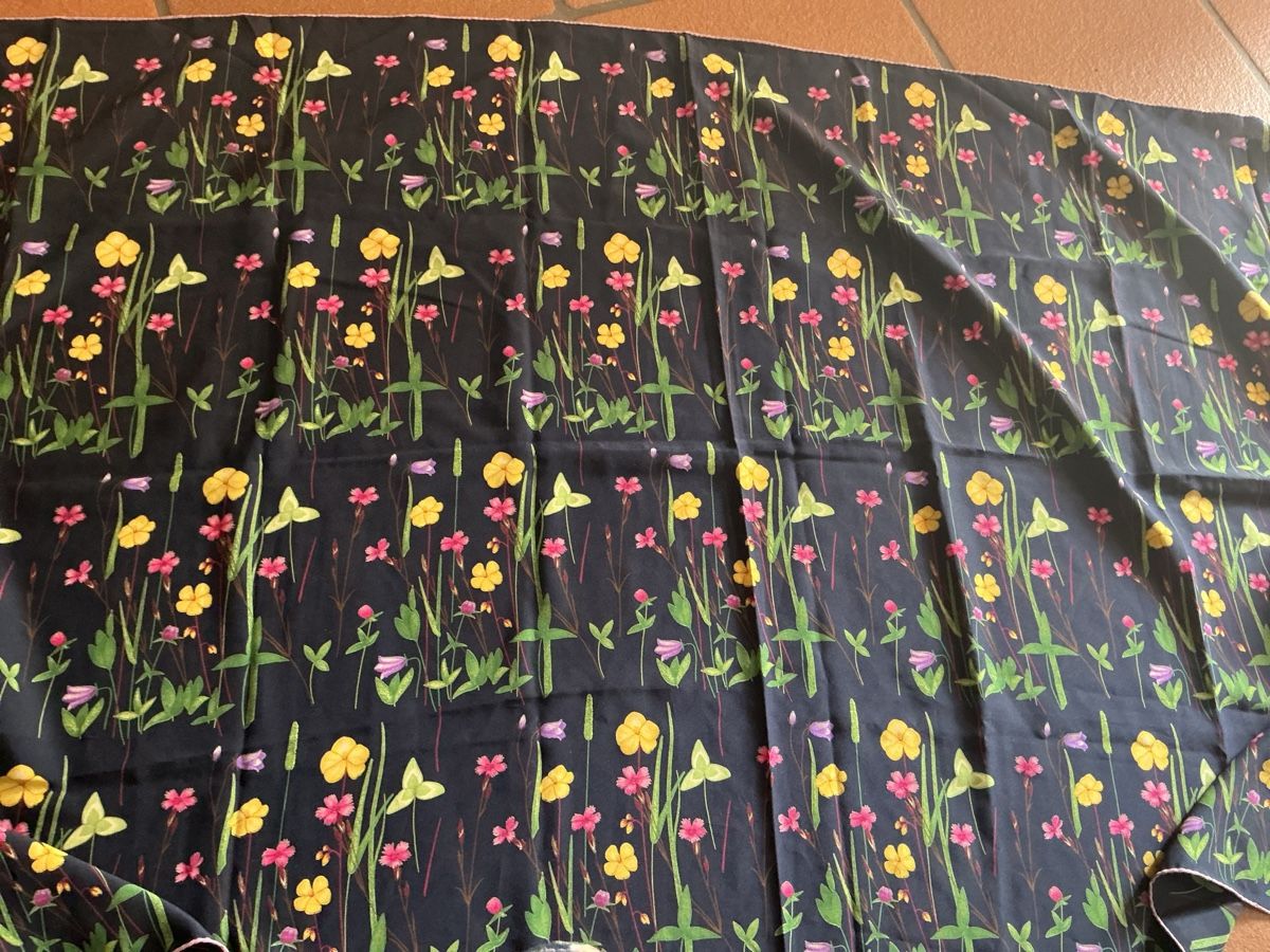 Fabric Frontline Foulards, Tücher & Schals: Fabric Frontline Seide Foulard   – Gebraucht aus Wettingen von Andres54 7