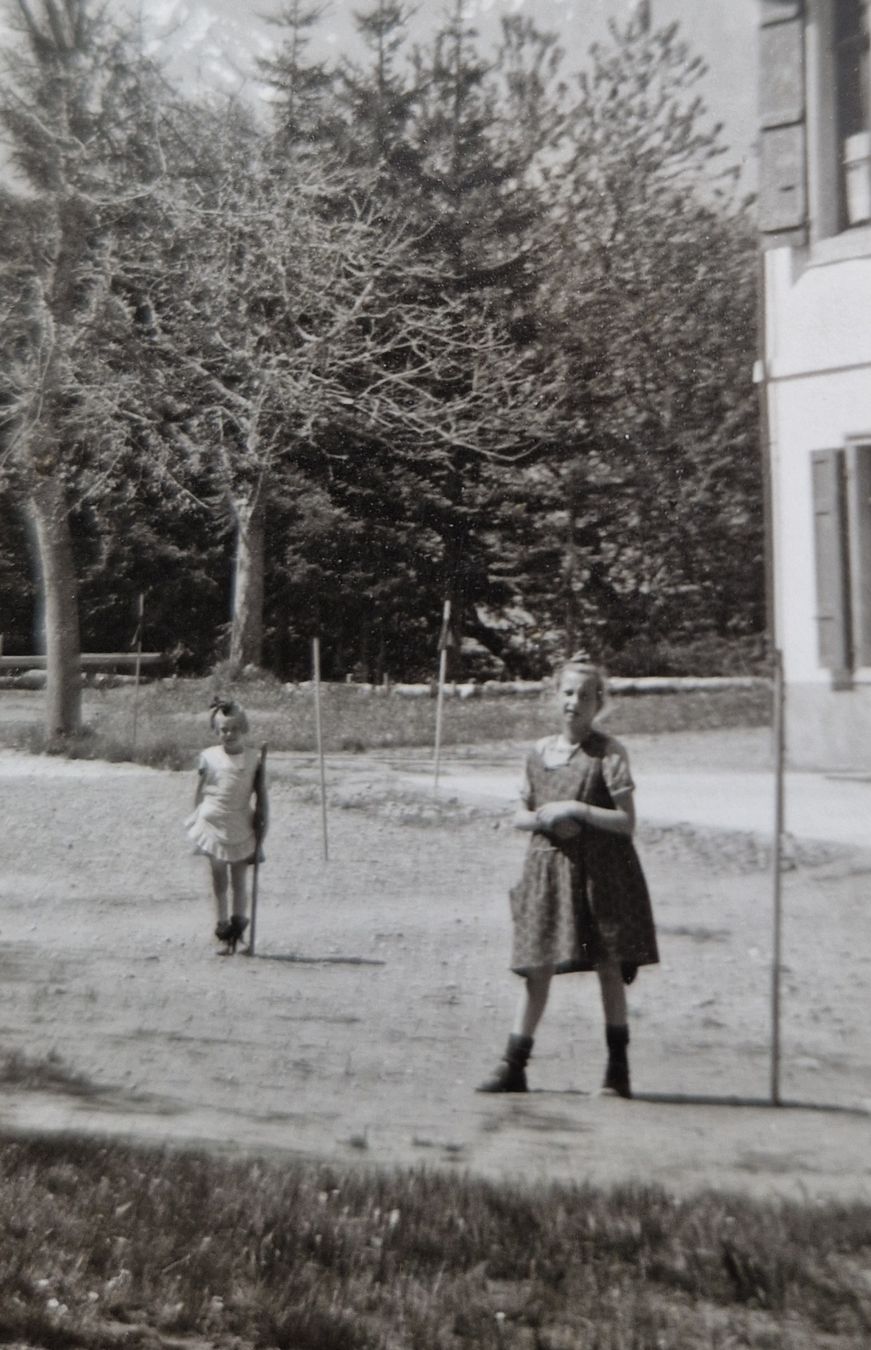 Cartoline postali: Spielplatz Ferienheim Schweibenalp – Usato da Ebikon venduto da Donar50 1